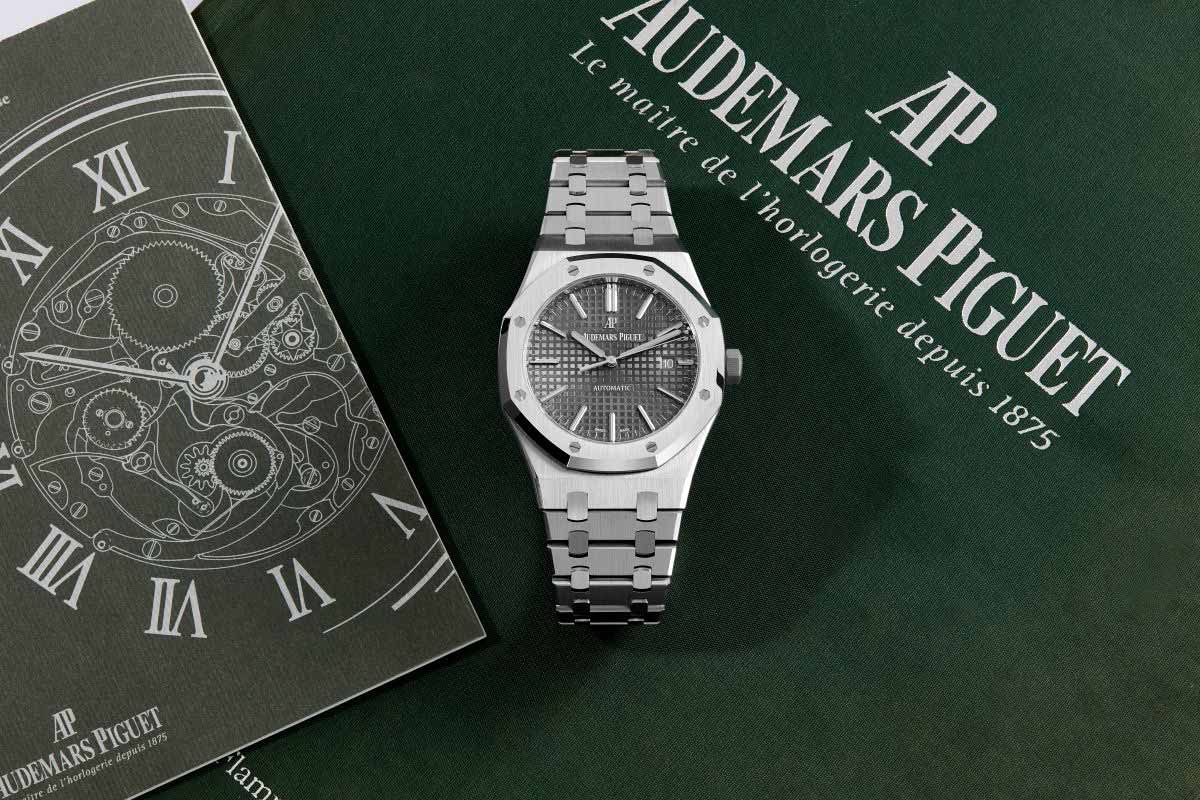 تولید ساعت مچی اودمار پیگه (ای پی) چقدر زمان میبرد؟ 0321 AUDEMARS PIGUET