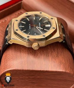 ساعت مردانه اودمار پیگه اتوماتیک رزگلد بند چرم صفحه مشکی AUDEMARS PIGUET ROYAL 4479