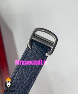ساعت کارتیه زنانه مدل تانک کیفیت مستر قاب استیل بند چرم سورمه ای Cartier Tank 021043