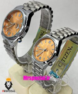 ساعت سیتیزن ست مردانه و زنانه مدل سویوسا کوارتز استیل صفحه نارنجی 021321 CITIZEN TSUYOSA 