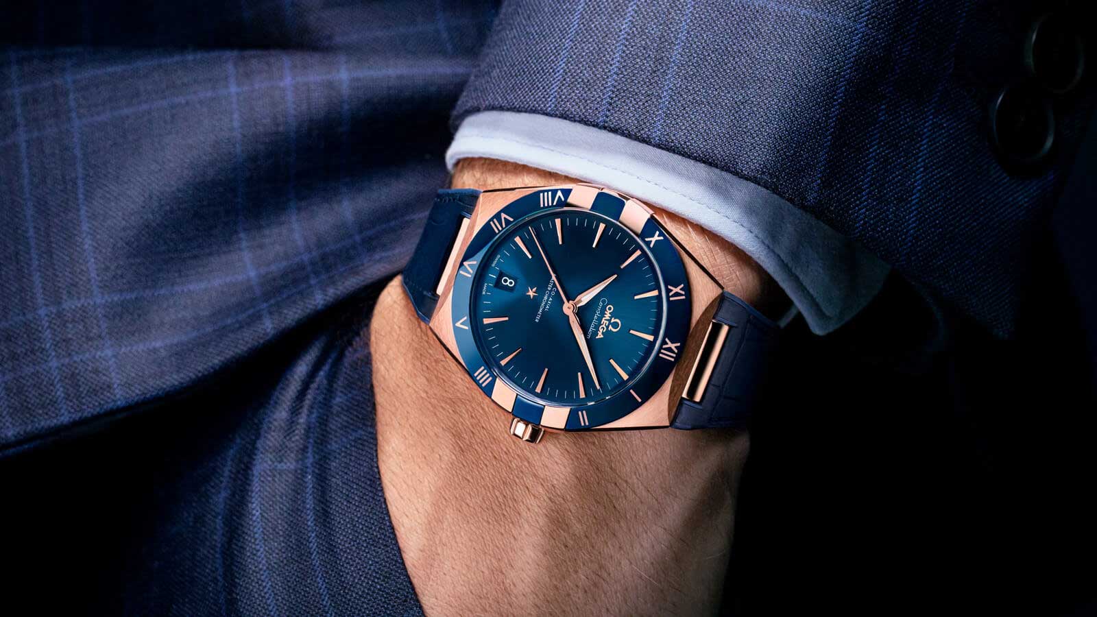 ساعت مچی مردانه امگا کانسلیشن اتوماتیک رزگلد بند چرم صفحه ابی OMEGA CONSTELLATION 00925