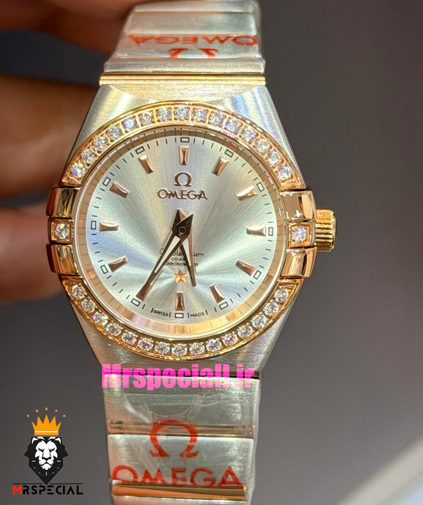 ساعت امگا زنانه مدل کانسلیشن دورنگ رزگلد قاب نگین صفحه نقره ای OMEGA CONSTELLATION 021596