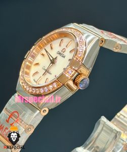 ساعت امگا زنانه کانسلیشن دورنگ رزگلد قاب نگین صفحه سفید صدف OMEGA CONSTELLATION 021598