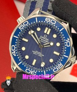 ساعت امگا مردانه سیمستر اتوماتیک بند ناتو صفحه ابی OMEGA SEAMASTER 007 021013